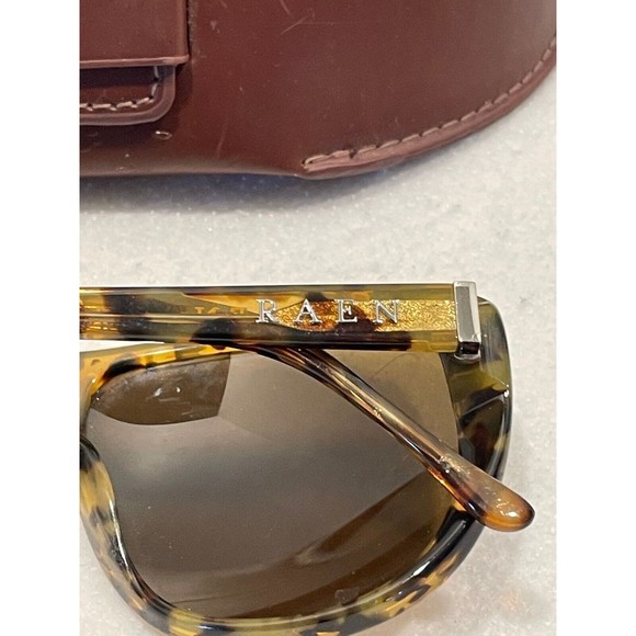 RAEN Womens Optics Schade‎ Cider Tortoise Brown Sunglasses + Faux Leather Case main image 9